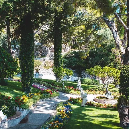 Parco Augusto 3* Capri